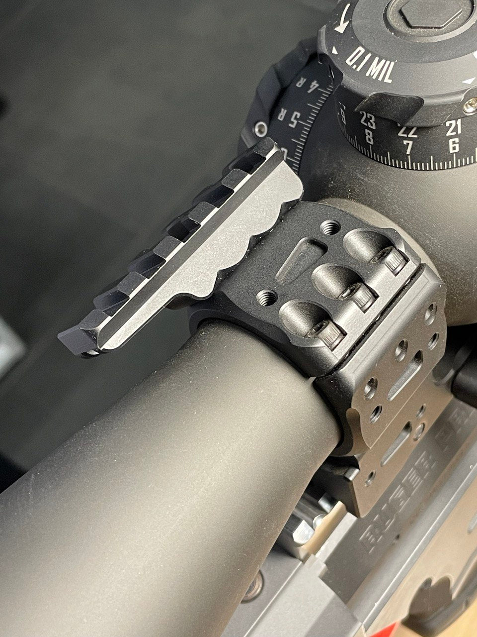 Планка Пікатінні на моноблок PR-01