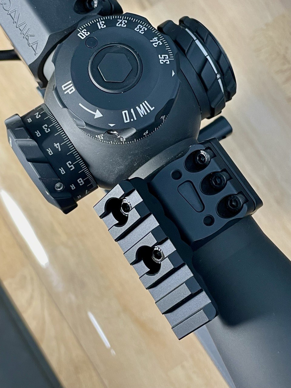 Планка Пікатінні на моноблок PR-01