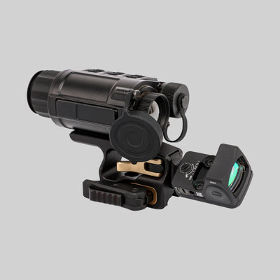 Тепловізор на кріпленні TSM і коліматор Trijicon RMR на адаптері FP-02-DQD